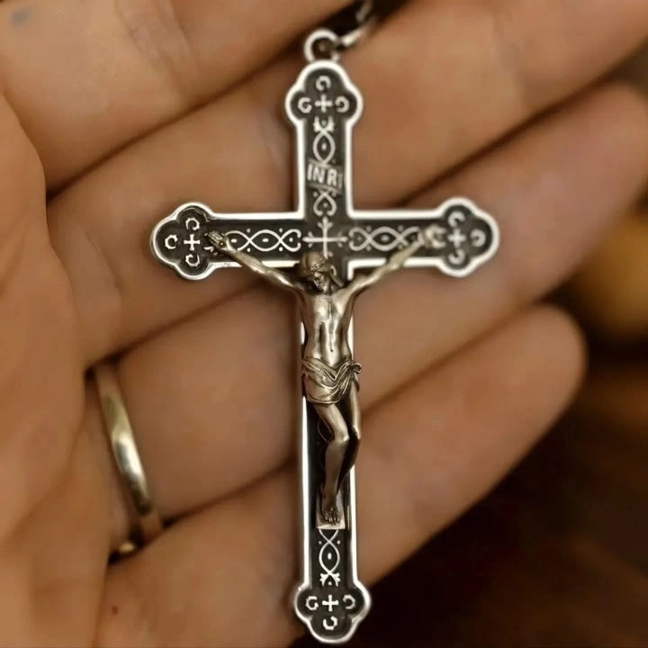 Retro Sterling Silver Amulet INRI Cross Pendant Necklace: A Emblem of Grace