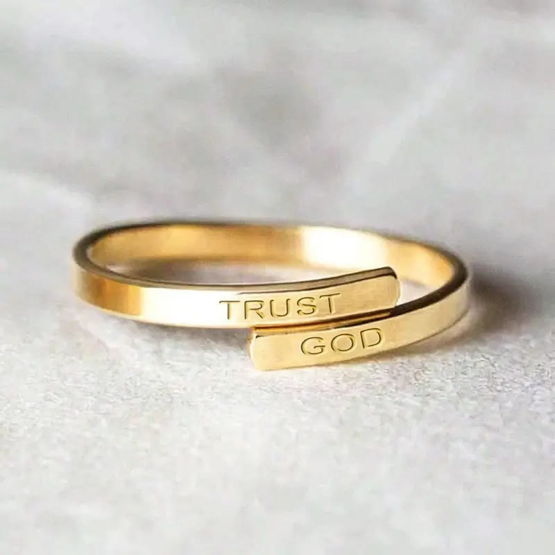 TRUST GOD Split-Band Ring: Steady Companion of Divine Trust