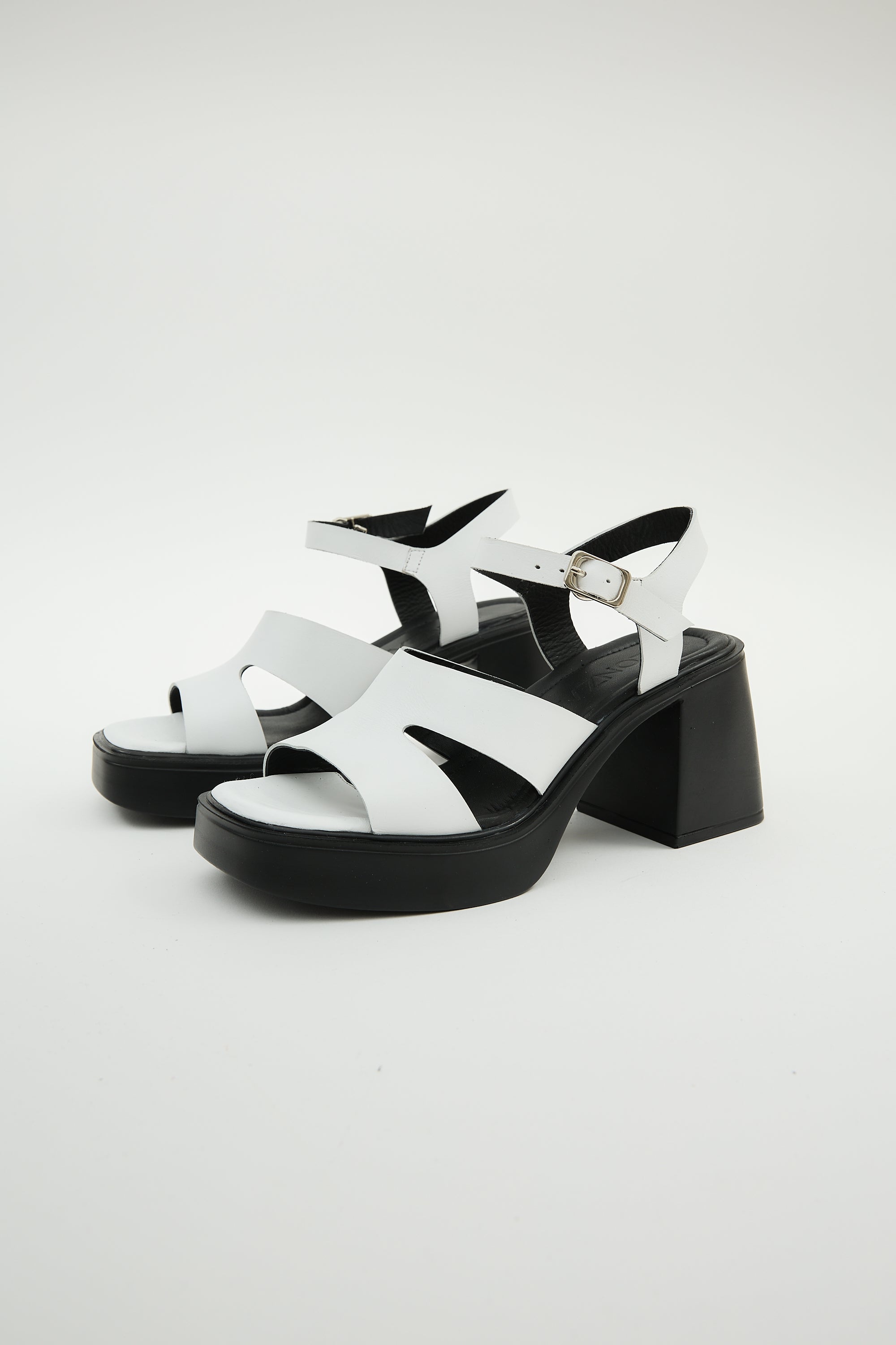 Giri White