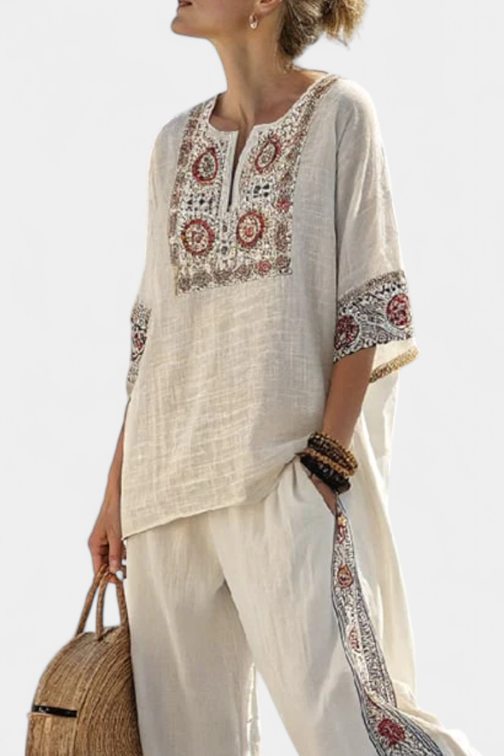 Isolde | Classic Embroidery Linen Set