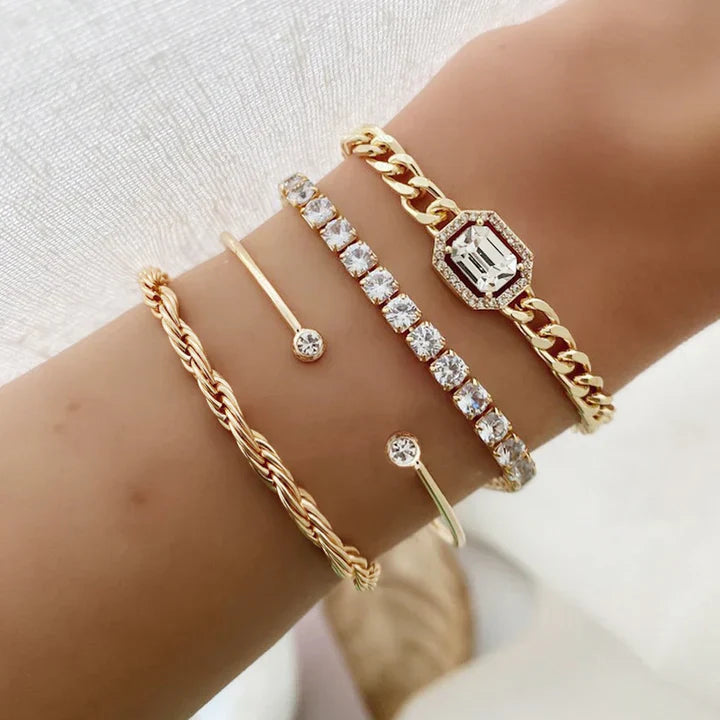 Domitia Calvina Bracelet Set | White Gold
